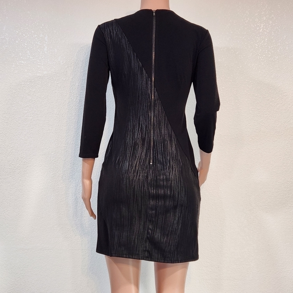Donna Morgan 3/4 Sleeve Ruched Little Black Dress Sz 4 - Picture 7 of 11
